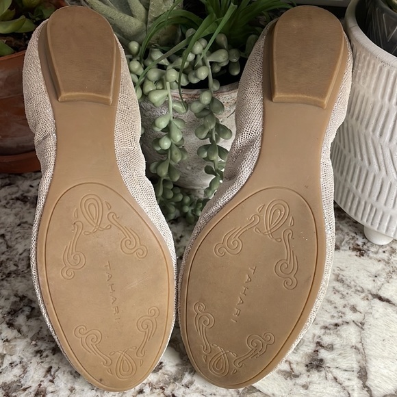 Tahari Valerie Leather Silver Sparkle Sparkly Ballet Flats Sz 6.5 - Picture 8 of 11